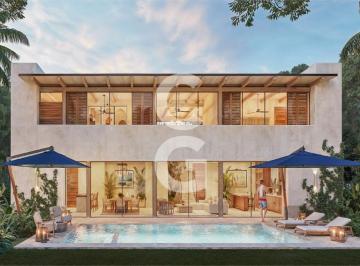 Casa · 410ha · 4 Recámaras · 4 Estacionamientos · Casa en Venta en Cancún en Cancun Country Club en Kiva Golf con 4 Recámaras, Alberca y Jardín