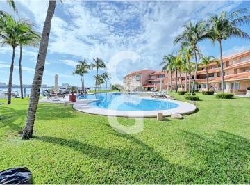 Departamento · 315ha · 3 Recámaras · 2 Estacionamientos · Departamento en Venta en Cancun en Residencial Isla Dorada con Vista a La Laguna con 3 Recámaras