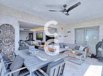 Departamento · 245ha · 2 Recámaras · 1 Estacionamiento · Departamento en Venta en Cancun en Residencial La Amada con Terraza y Vista Al Mar