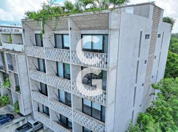 Edificio · 337ha · 8 Estacionamientos · Edificio en Venta en Cancun en Av Nader con Estilo Unico y Excelente Ubicación