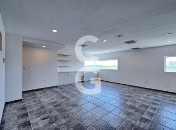 Oficina · Oficina en Renta y Venta en Cancún en Plaza Diomeda con Amplios Espacios 88 m²