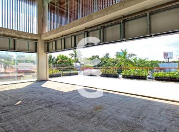 Local comercial · Local en Renta en Plaza Momoto Cancún con Excelente Amplitud y Buena Ubicación.