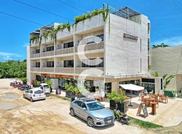 Edificio · 350ha · 6 Recámaras · 8 Estacionamientos · Edificio en Venta en Tulum en Mulatte con Locales Comerciales