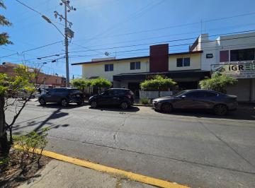 Casa de 6 habitaciones, Guadalajara · Casa en Venta en Jardines Alcalde, Guadalajara