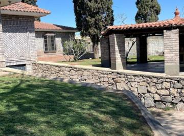 Casa de 7 habitaciones, Saltillo · Renta Propiedad Privada Colonia Los Maestros Ideal Para Oficinas
