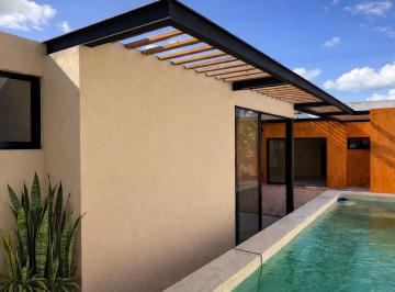 Casa de 3 habitaciones, Mérida · Casa Naranjo | un Refugio con 3hab de Elegancia Histórica en La Ermita
