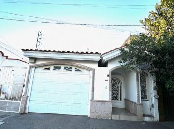 Casa de 2 habitaciones, Culiacán · Se Renta Casa en Fraccionamiento Santa Fe Cercas de Colegio Valladolid