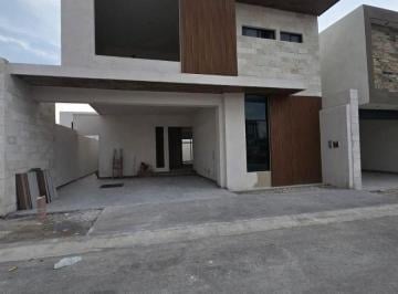Casa de 4 habitaciones, Saltillo · Venta de Casa en Seterra Residencial