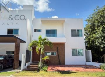 Casa · 174m² · 4 Recámaras · 2 Estacionamientos · Casa en Venta Residencial Aqua