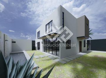Casa de 4 habitaciones, Jiutepec · Casa Sola en Venta, en Jiutepec Centro de 4 Recamaras