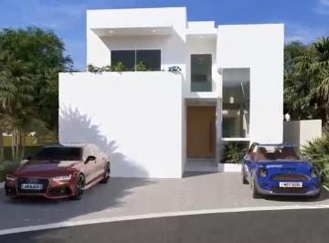 Casa · 292m² · 4 Recámaras · 3 Estacionamientos · Casa a Estrenar con Alberca en Lagos del Sol, Cancún