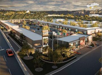 Local en centro comercial , Santiago · Huella Comercial en Plaza Tarantella | 300 m² en Carretera Nacional