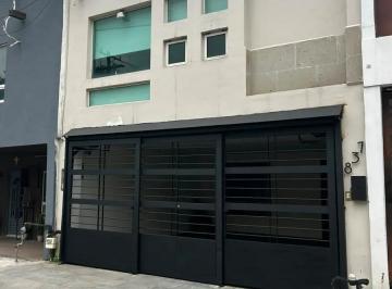 1 · Casa en Venta en Residencial La Española