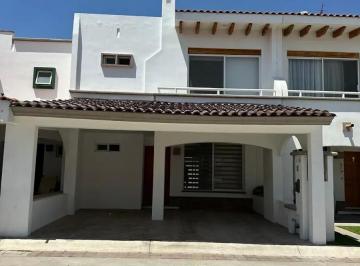 1 · Casa en Renta en Arborada Residencial Norte de Aguascalientes