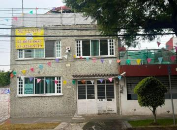 Casa de 5 habitaciones, Coyoacán · Casa en Venta en La Colonia Avante, Coyoacan
