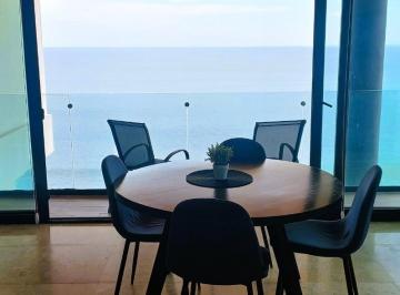 Departamento · 106m² · 2 Recámaras · 1 Estacionamiento · Departamento 2 Recamaras Vista Al Mar en Venta Malecon