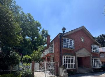 Casa en condominio de 4 habitaciones, Tlalpan · Casa en Venta en Condominio Plaza El Bosque con Gran Jardín y Salón de Fiestas.