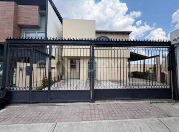 Casa · 269m² · 4 Recámaras · 3 Estacionamientos · Casa en Renta en Fraccionamiento El Mirador