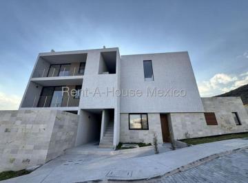 Departamento de 2 habitaciones, Querétaro · Rento en Privada con Amenidades Pb de Duplex con Jardin Amplio 2 Recamaras 2 Baños 2 Autos