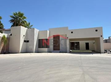 Foto principal · Casa en Venta en Los Santos Residencial