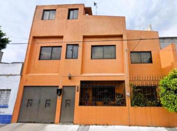 Casa de 3 habitaciones, Gustavo A. Madero · Casa en Venturina Estrella en Remate Bancario