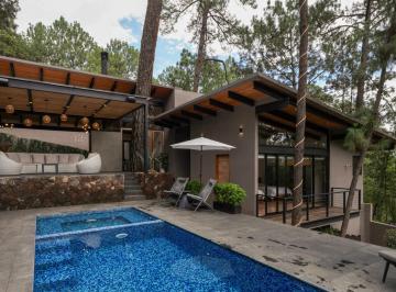 Casa de 4 habitaciones, Valle de Bravo · Casa Nueva Amueblada en Avándaro, Valle de Bravo, con Vista Al Bosque