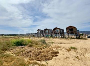 Terreno / Lote · 100m² · Terreno en Venta con Cabañas en El Valle de Guadalupe