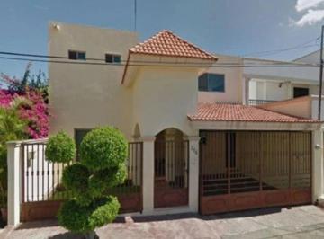Casa de 5 habitaciones, Mérida · Preciosa Casa en Venta en Yucatan