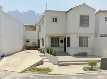 1 · Casa en Venta en Paseo de Cumbres, Monterrey