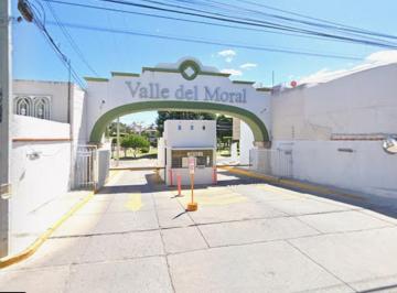 Casa de 3 habitaciones, León · Casa en Recuperacion Bancaria en Maple, Valle del Moral Leon, Guanajuato
