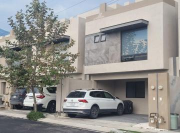 Casa de 4 habitaciones, García · Casa en Venta en Cerrada Sole 4 Recamaras Frente a Parque