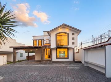 Casa en condominio de 3 habitaciones, Calimaya · Exclusiva Residencia Moderna en Residencial Zacango, Calimaya – Acabados de Lujo y Amplios Espacios