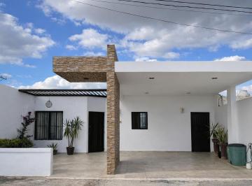 Casa de 3 habitaciones, Mérida · Cómoda Casa de Una Planta en Renta en Pinos del Norte