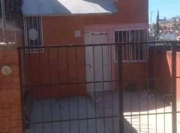 Casa de 2 habitaciones, El Rosario · Rento Casa en Zona Rosario