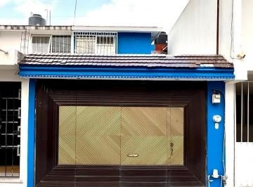 Casa · 72m² · 2 Recámaras · 1 Estacionamiento · Casa en Venta Santiago Momoxpan