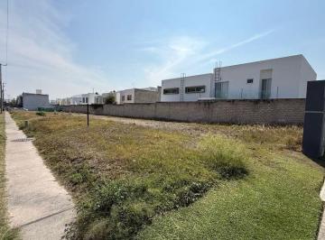 Terreno / Lote , Tlajomulco de Zúñiga · Terreno en Venta en Esquina | Casa Fuerte