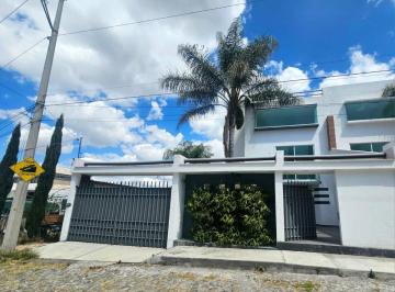 Casa de 4 habitaciones, Puebla · Casa en Venta - La Calera Puebla $4,790,000