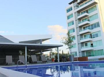 Departamento · 229m² · 3 Recámaras · 2 Estacionamientos · Amplio Departamento Planta Baja, Muy Iluminado, Agradable Ambiente Familiar