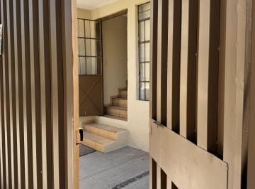 Casa en Renta de 2 habitaciones Americana · Casa en Planta Alta