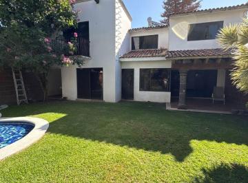 Casa de 4 habitaciones, Cuernavaca · C Casa con 4 Dorm. en Renta de 405 m² Superficie de Terreno en Vista Hermosa