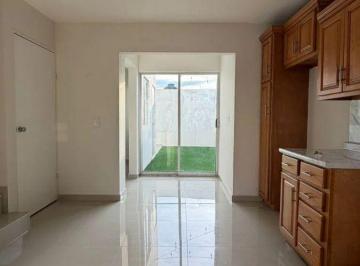 Casa en condominio de 3 habitaciones, Hermosillo · Casa en Privada en Hermosillo con 3 Recámaras y 2 Estacionamientos | Zona con Alta Demanda $336,542