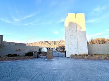 Terreno / Lote , Arteaga · Terreno en Venta con Lago en Arteaga | Residencial San Eduardo | Alta Plusvalía