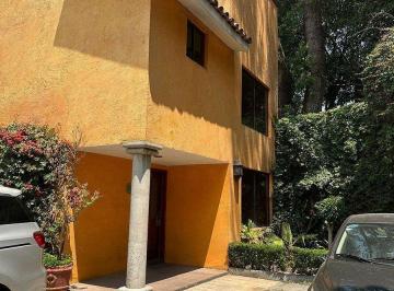 Casa · 204m² · 3 Recámaras · 2 Estacionamientos · Casa $9,650,000 Reyes Coyoacán. Condominio Horizontal. 204 m².