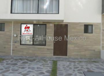 Casa en condominio de 3 habitaciones, Querétaro · Casa en Renta en El Refugio con Amenidades | 3 Recámaras, Jardín y Seguridad 24/7