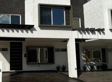 Casa · 159m² · 3 Recámaras · 2 Estacionamientos · Casa en Venta Jardines del Sur IV