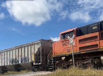 Terreno / Lote · 52153m² · Terreno Industrial con Via del Tren