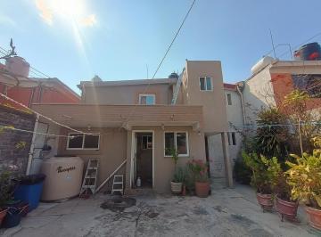 Casa · 175m² · 3 Recámaras · 3 Estacionamientos · Departamento en Lomas Estrella