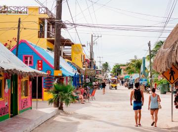 Terreno / Lote · 189m² · Terreno Comercial en Venta en El Centro de Holbox