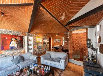 1 · Amplia Casa con 3 Jardines | 680 m² Totales | 3 Recámaras | 5 Autos