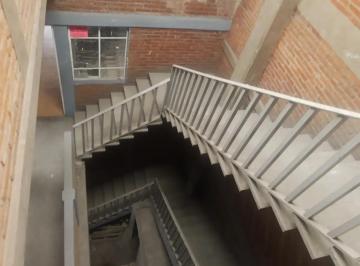 1 · Bodega Comercial a Minutos del Aicm | 3 Niveles | 700 m²
